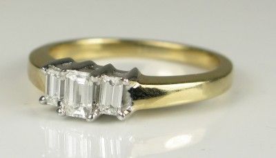 6000 HiEnd 14k Two Tone Gold 0.67ctw H VVS Emerald Cut Diamond 